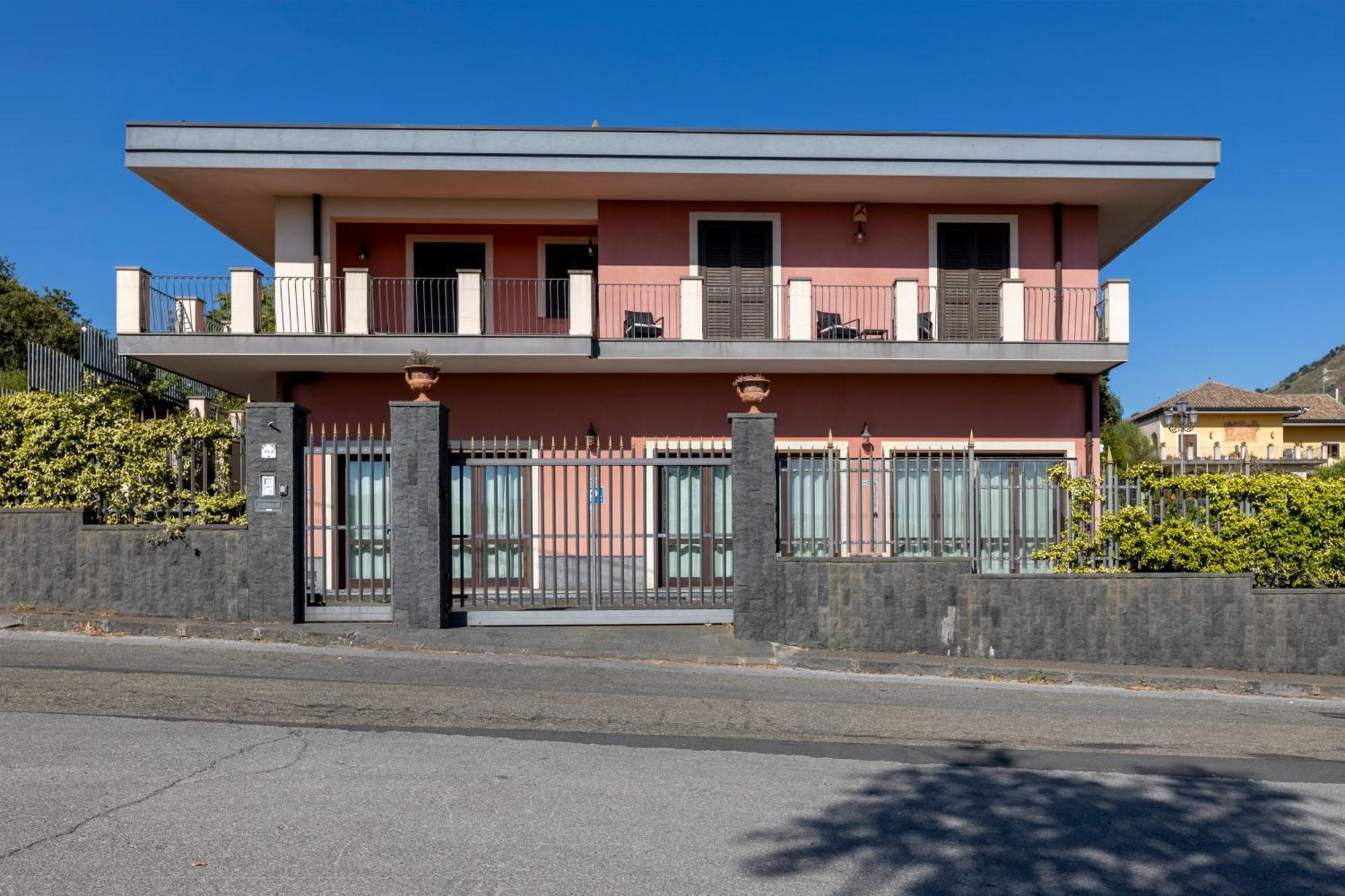 Villa Vulcano, Tra L'Etna E Il Mare Zafferana Etnea Exteriér fotografie
