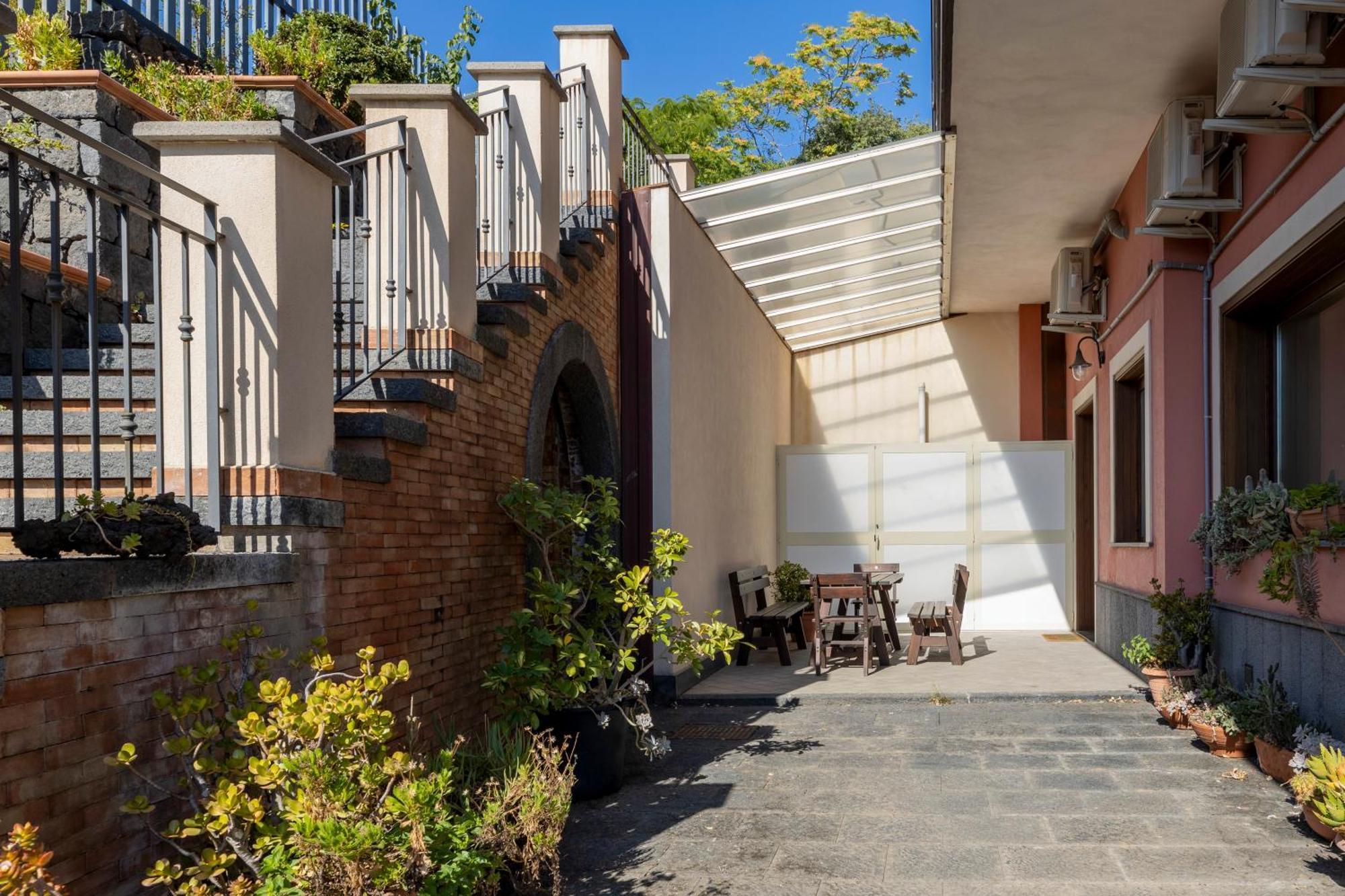 Villa Vulcano, Tra L'Etna E Il Mare Zafferana Etnea Exteriér fotografie